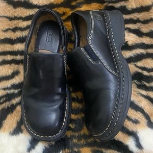 Born Comfort Shoes brown leather loafers with tan contrast stitching. Size 7 M